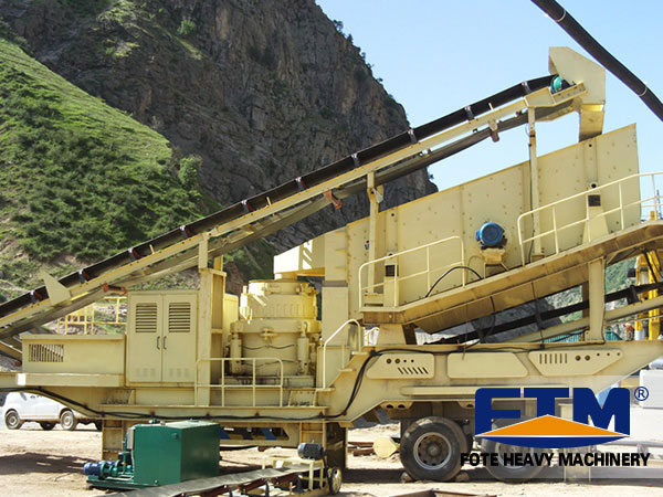 Mobile cone crusher