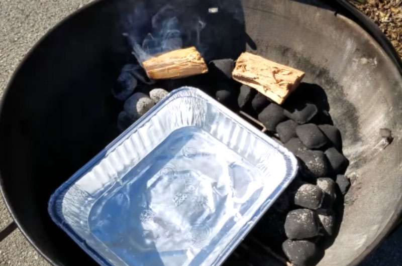 Aluminum foil water pan in the snake