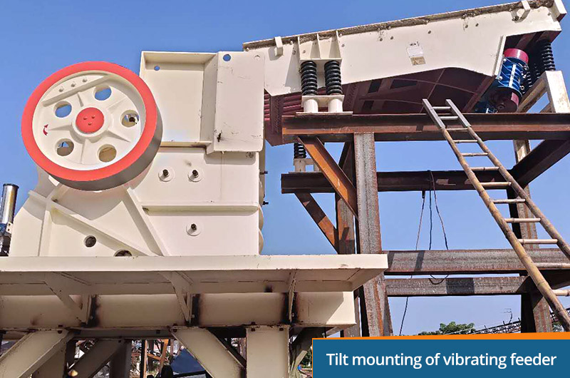 How to set the inclination angle of the vibrating feeder