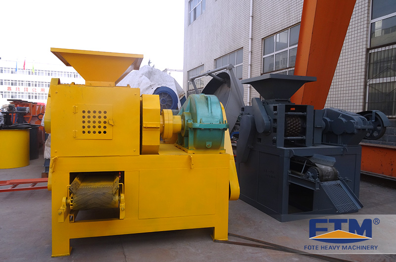 Dry powder briquette machine