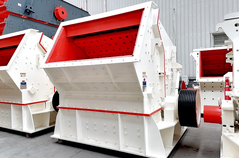 Granite impact crusher