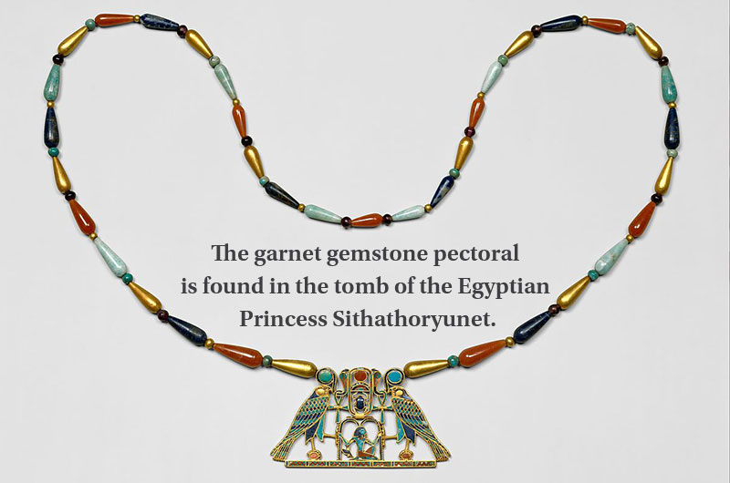 Garnet gemstone pectoral is found in the tomb of the Egyptian Princess Sithathoryunet.