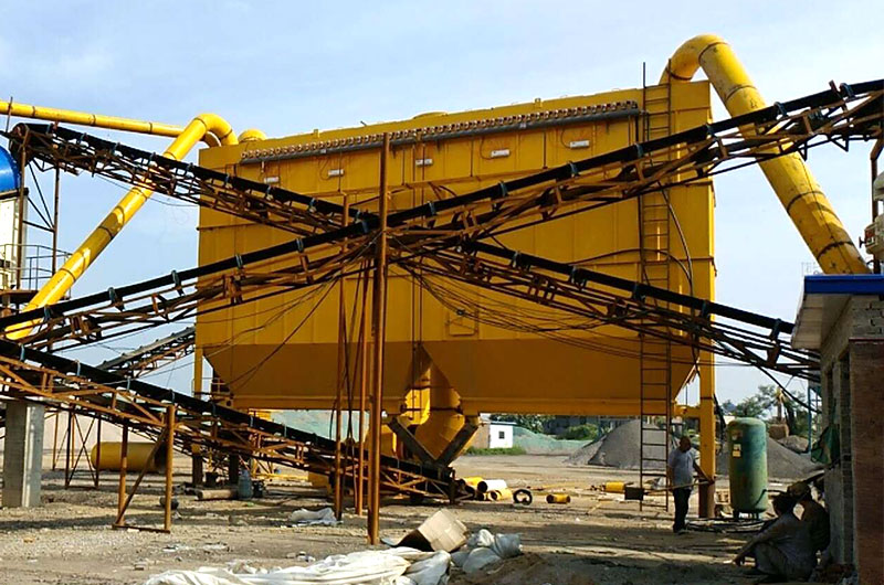 Gypsum pulse dust collector