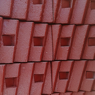 Liner plate