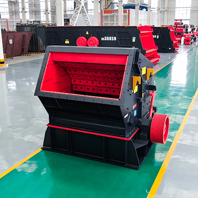 Feldspar impact crusher
