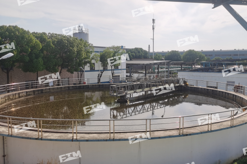 Gold ore slurry concentration