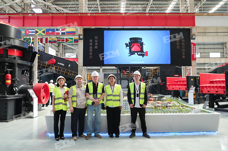 Customer visiting FTM Machinery factory