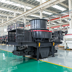 Sand making machine