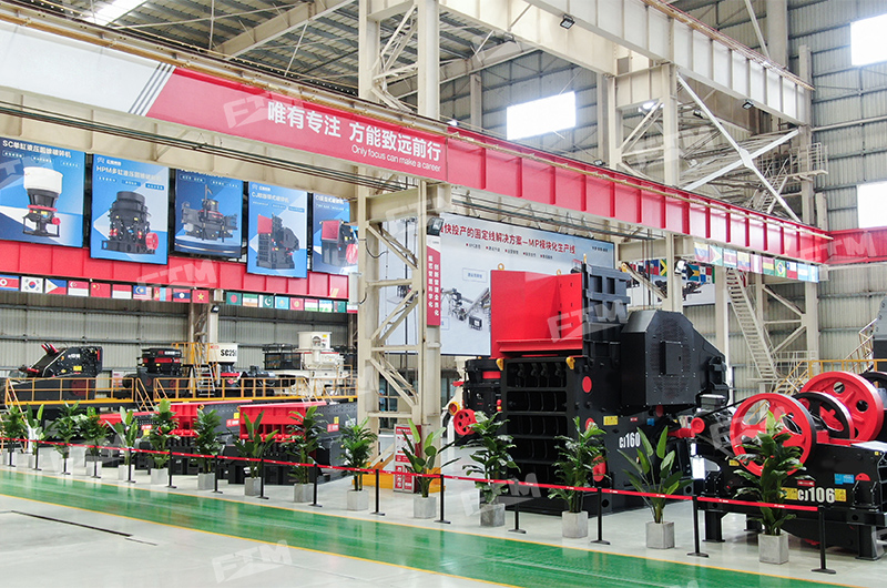 Crushers in FTM Machinery factory